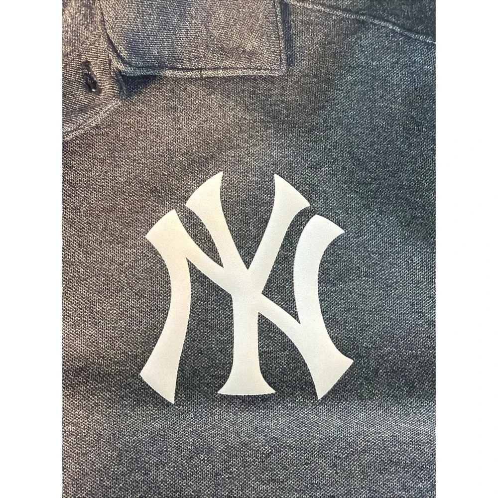 Nike Dri-FIT New York Yankees Men's L Authentic Collection Golf Polo Gray MLB